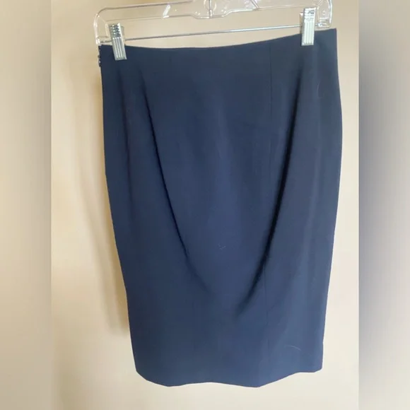 Ann Taylor Women's Navy SUIT SET - Jacket and Skirt - Picture 5 of 6